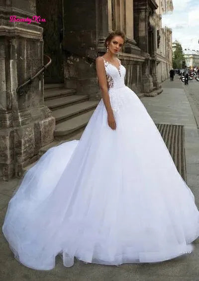 Modern Short Mermaid Wedding Dress with Detachable Train Bridal Gown