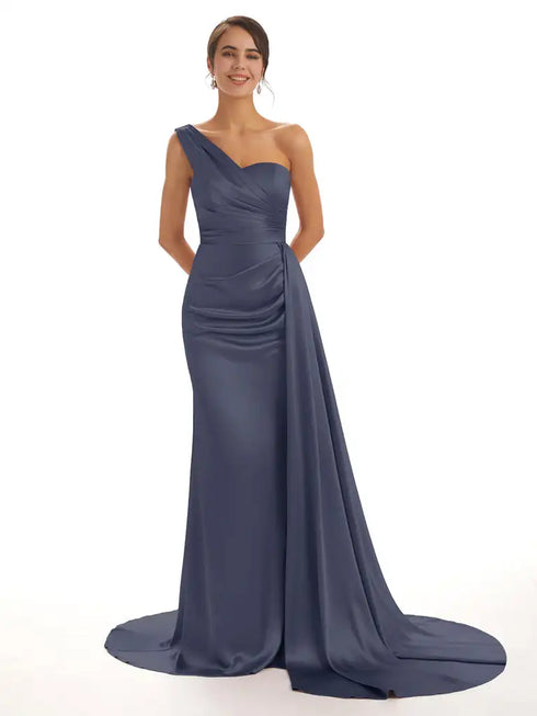 Satin Off-Shoulder Backless Pleated Bridesmaid Dress With Sweep Train Elegant Evening Gown