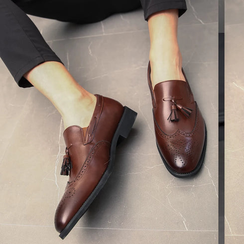 Luxury Black Low Heeled Tassels Loafers for Men Business Dress Shoes