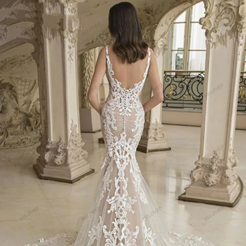 Classic Wedding Dresses Elegant Bridal Gowns Lace Appliques V-Neck Sheath Mermaid Sexy Styles