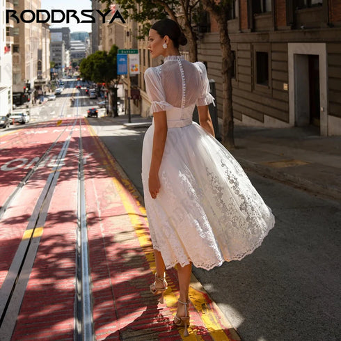 Princess A-Line Wedding Dress Illusion Button Back Bridal Gown Sweetheart Tulle Bridal Dresses