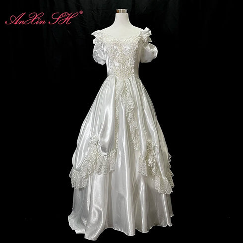 Vintage Lace Wedding Dress Ball Gown With Beading And Pearls Boat Neck Floral Embellishments
