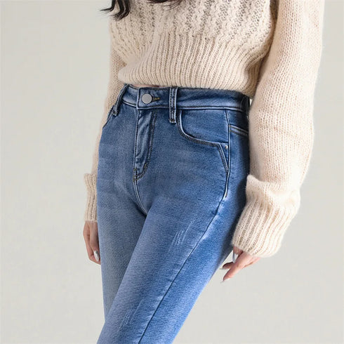 Warm Plush Stretch Women’s Thermal Jeans for Winter - Cozy Fleece Lined Skinny Denim Pants for Casual Fall Outfits, Perfect for Winter Wear and Holiday Styling