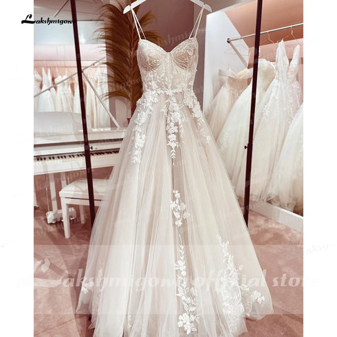 Princess Lace Wedding Dress Bridal Customized Spaghetti Straps Chapel Train Tulle Gown