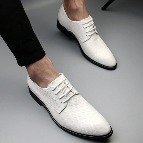 Elegant Plaid Pointed Toe Lace-Up Men's Leather Oxfords - Stylish Casual Business Dress Shoes for Formal Occasions