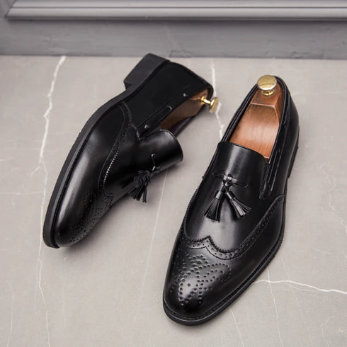 Luxury Black Low Heeled Tassels Loafers for Men Business Dress Shoes
