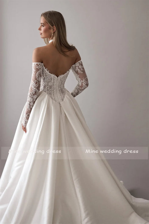 Customized Lace Sweetheart 3/4 Sleeve A-Line Wedding Dress