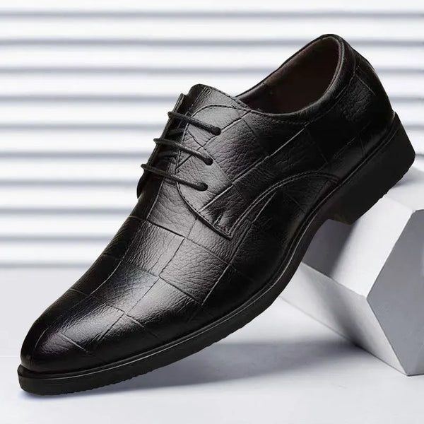 Classic Men's Leather Dress Shoe for Business and Casual Occasions