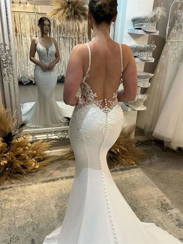 Sexy Backless Mermaid Wedding Dress V-neck Appliques Gown