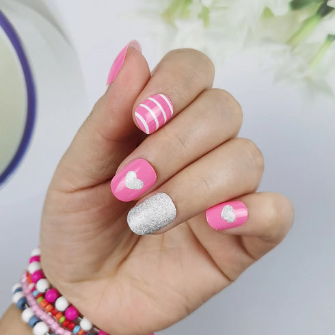 Sparkling Purple Glitter Kids Press-On Nails - 24-Piece Gradient Fake Nail Art Tips for Short Full-Cover Fun and Creative Nail Designs for Girls