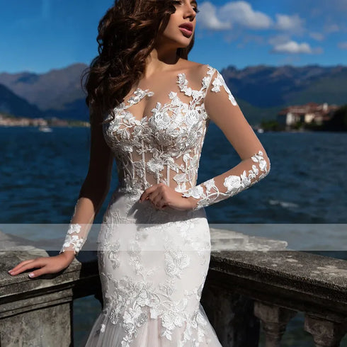 Charming Lace Wedding Dresses Appliques Full Sleeves Bridal Dress
