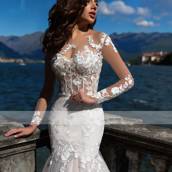 Charming Lace Wedding Dresses Appliques Full Sleeves Bridal Dress