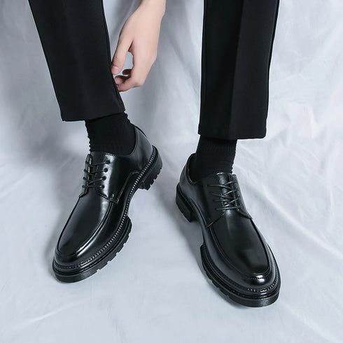 Luxury White Leather Oxford Shoes for Men - Stylish Formal Business Wedding Dress Footwear with Thick Bottom Casual Moccasins