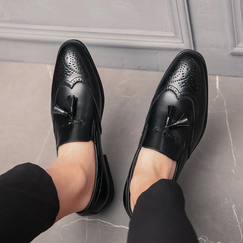 Luxury Black Low Heeled Tassels Loafers for Men Business Dress Shoes