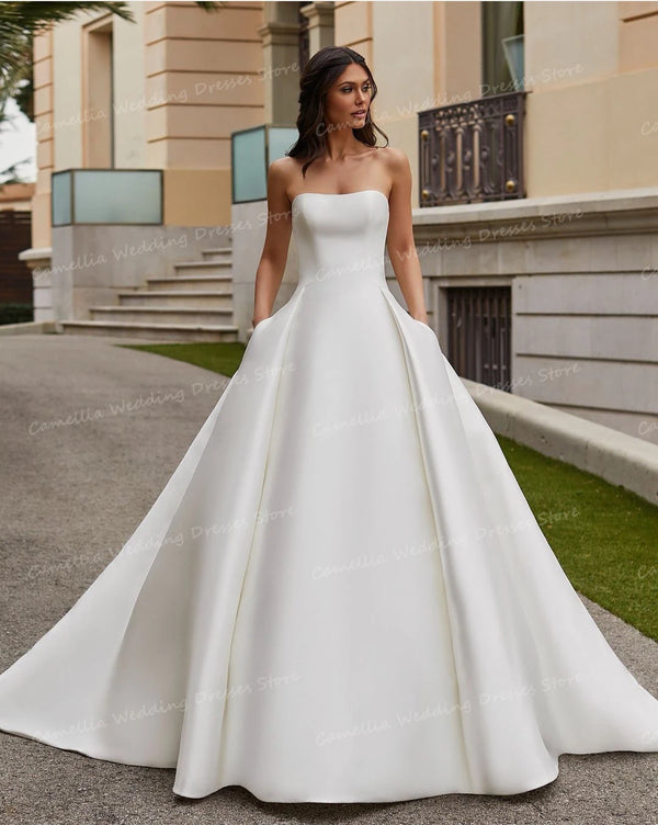 Simple Satin Wedding Dresses A Line Sexy Strapless Gowns