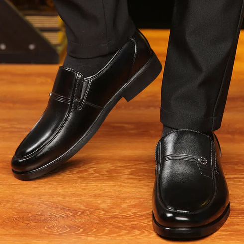 Men's Leather Formal Business Shoes for Casual Work and Comfort