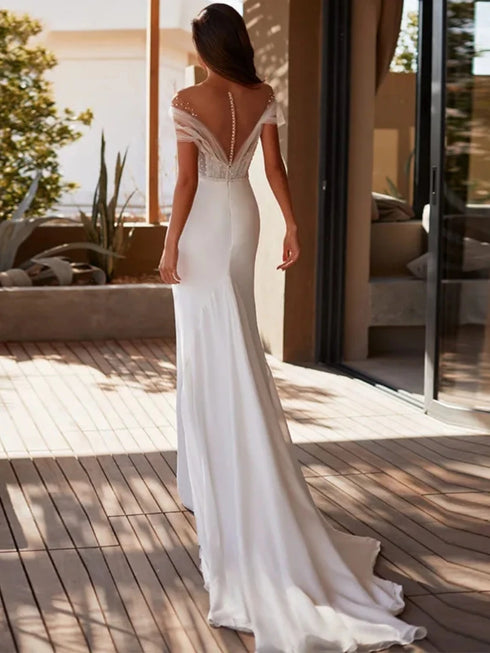 Elegant Sweetheart Mermaid Wedding Dresses with Lace Appliques and Off-the-Shoulder Design