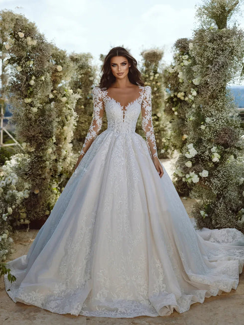 Customized Elegant Wedding Dress Princess Ball Gown Scoop Neck Lace Applique Full Sleeves Bride Gown