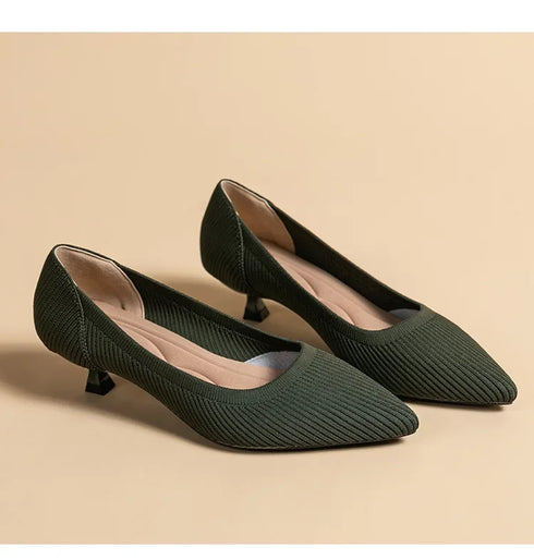 Stylish Women's Pointed Toe Slip-On Flat Pumps for Casual Spring and Autumn Wear