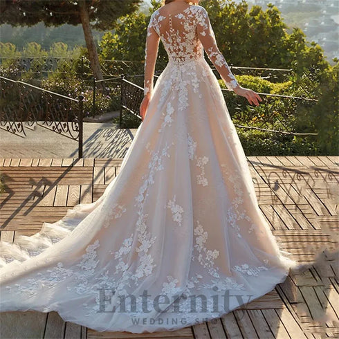 Enternity Fashionable A-line Wedding Gown For Bride Appliques