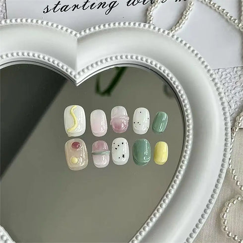 10 Pcs Adorable Handmade Press-On Nails - Reusable Cute Acrylic Nail Tips for Y2K Girls - Short Full Nail Art Design