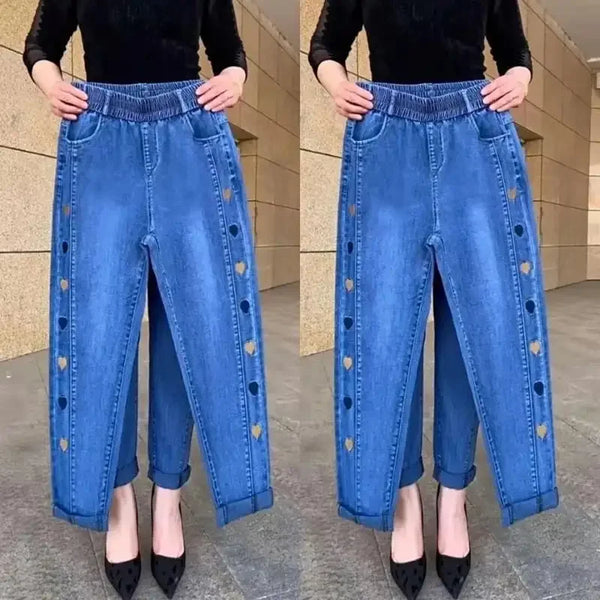 Elastic Waist Heart Pattern Embroidered Jeans For Women Loose Straight Denim Pants