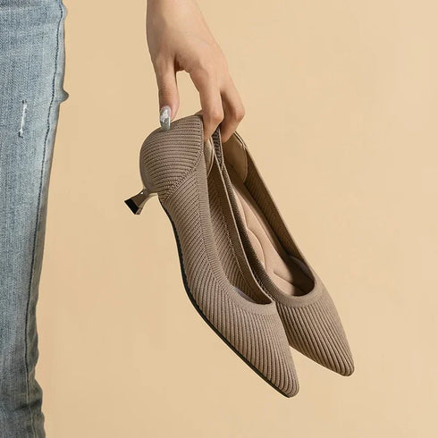 Stylish Women's Pointed Toe Slip-On Flat Pumps for Casual Spring and Autumn Wear