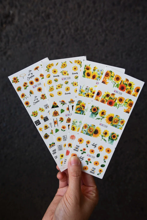 12 Floral Patterns Summer Nail Water Decals - Daffodils, Lilies, and Tulips for Stunning Nail Art Transfers and DIY Manicure Accessories