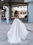 Classic Wedding Dresses Sweetheart Bridal Gowns Lace Appliques Full Sleeves Elegant Formal Party Attire