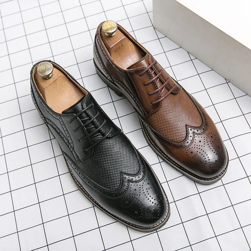 Classic Men's Brogue Dress Shoes - Elegant Handmade Wingtip Leather Oxford Footwear for Formal Business Occasions, Calfskin Comfort with Lace-up Design