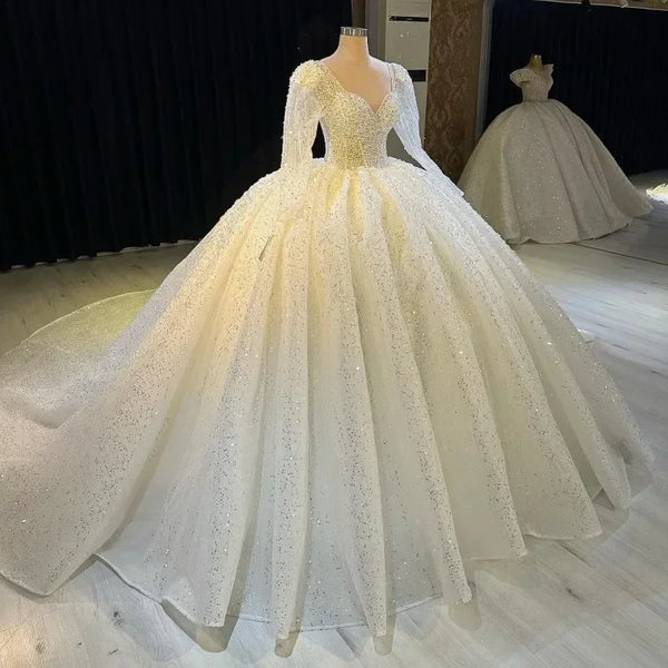 Customized White Ball Gown Long Sleeves Wedding Dresses Sweetheart Neck Lace Sequined Luxury Robe De Marie