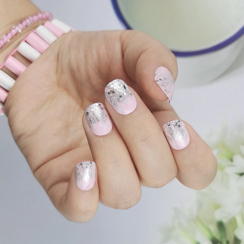 Sparkling Purple Glitter Kids Press-On Nails - 24-Piece Gradient Fake Nail Art Tips for Short Full-Cover Fun and Creative Nail Designs for Girls