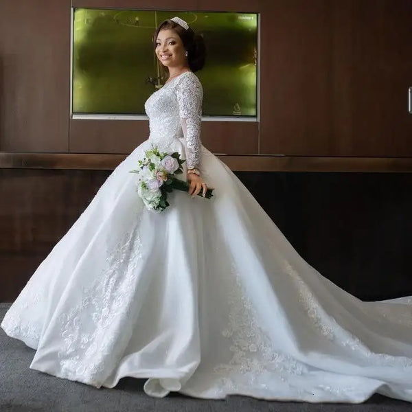Customized African Women Ball Gown Wedding Dress Elegant Long Sleeves Lace