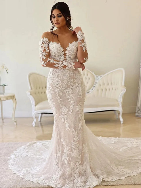 Chic Backless Lace Bridal Gown with Sweetheart Neckline and Long Sleeves