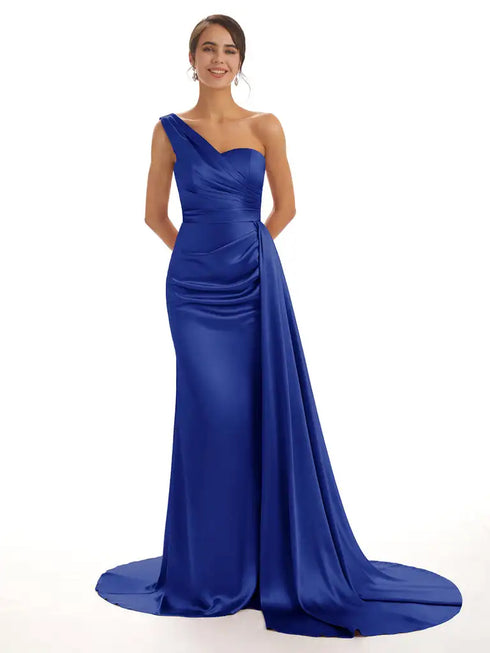 Satin Off-Shoulder Backless Pleated Bridesmaid Dress With Sweep Train Elegant Evening Gown