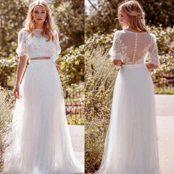 A-Line Lace Appliqué Wedding Dress With Puff Sleeves O-Neck Back Button Bridal Gown