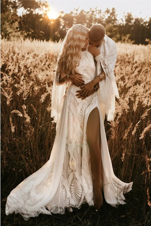Bohemian Lace Wedding Dress with Sexy Backless Design