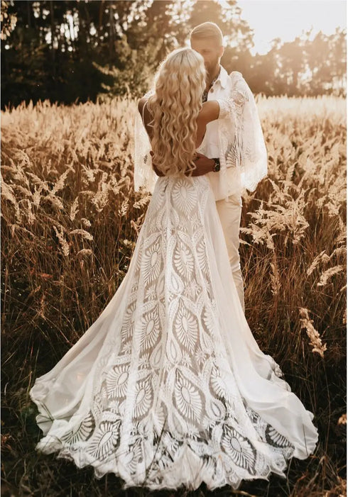 Bohemian Lace Wedding Dress with Sexy Backless Design