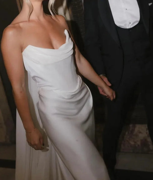 Modern Sheath Wedding Dress Off The Shoulder Detachable Chiffon Train Elegant Bridal Gown