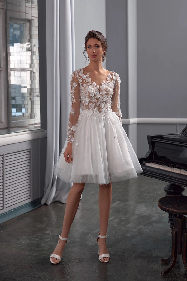 Short Wedding Dress with Sweetheart Neckline and Lace Appliques for Custom Fit