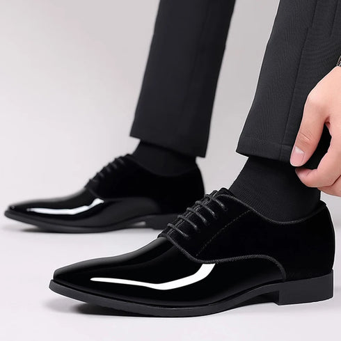 Classic Lace-Up Oxford Shoes for Men - Elegant Formal Footwear for Office, Weddings, and Business Casual Events