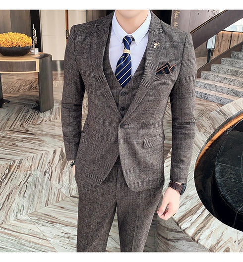 Stylish Business Casual Three-Piece Suit for Men with Vest and Trousers