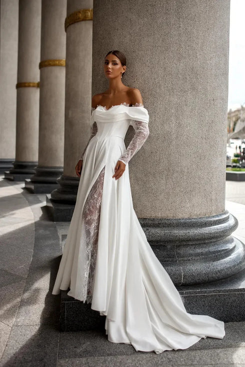 Princess Off The Shoulder Long Sleeves Sweetheart Lace Applique Boho Beach A Line Wedding Dresses