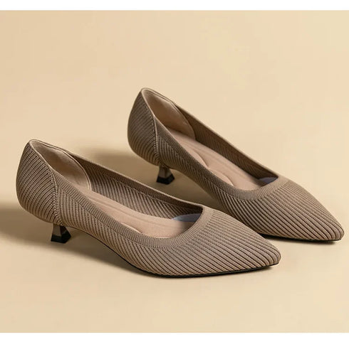 Stylish Women's Pointed Toe Slip-On Flat Pumps for Casual Spring and Autumn Wear