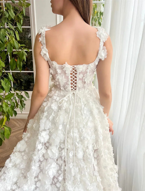 Backless Lace Up Three Dimensional Floral Wedding Dress With Silk Appliques A Line Floor Length