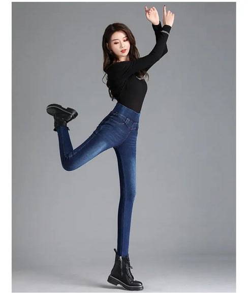 Korean Casual Plus Size Skinny Denim Jeans for Women - High Waist Pencil Pants Perfect for Spring and Autumn Streetwear, Featuring Pockets and Slight Stretch - Ideal for Stylish Fall Outfits with Jeans