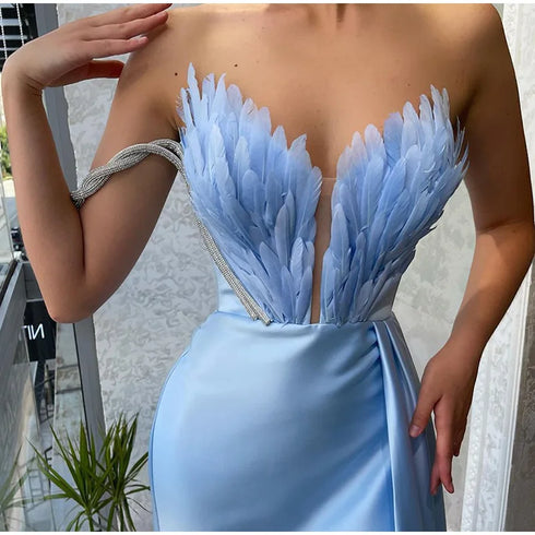 White Angel Feather Dress Luxury Design Women's Off Shoulder Elegant Long Dress for Parties and Weddings