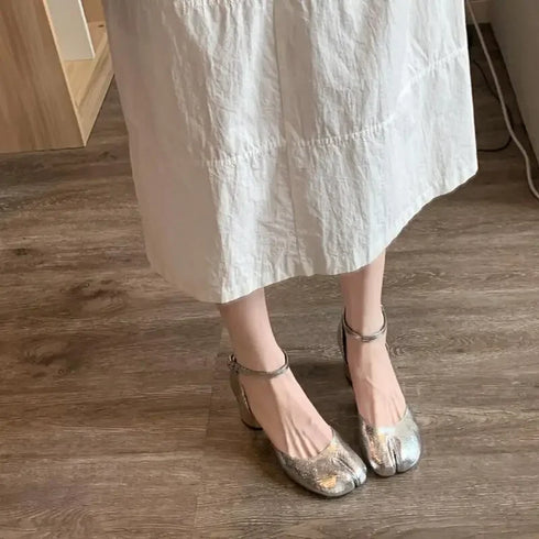 Chic Women's Tabi Ninja Mary Jane Pumps with Round Split Toe Design - Stylish Thick Heel Sandals for Spring and Autumn