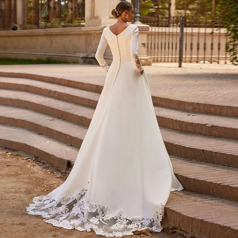 A-Line Satin Dress Modest Silhouette With Lace Appliques Long Sleeves Floor-Length Bridal Gown Wedding Dress