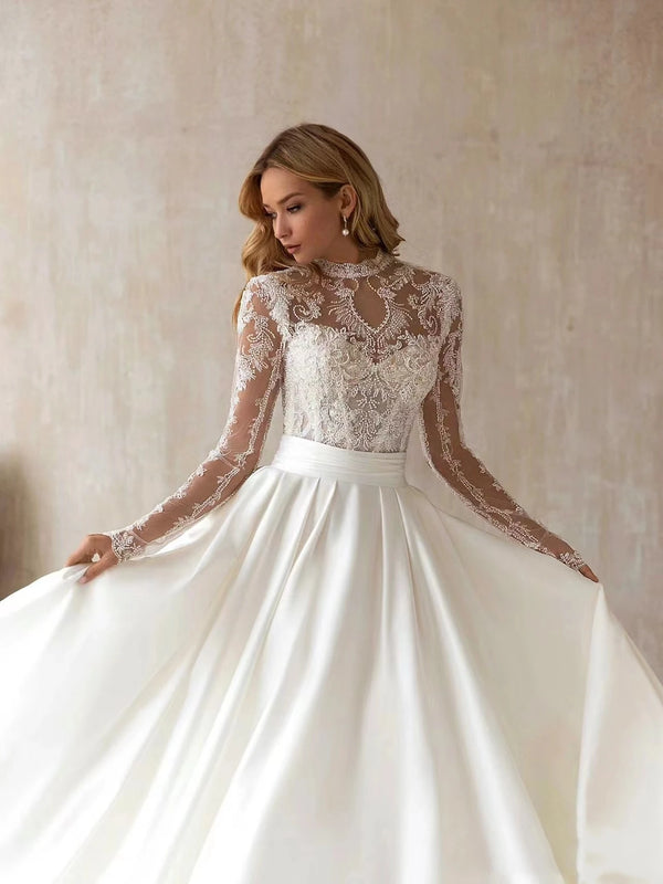Beautiful Wedding Dresses With Detachable Train O-Neck Long Sleeves Bridal Gowns Lace Appliques